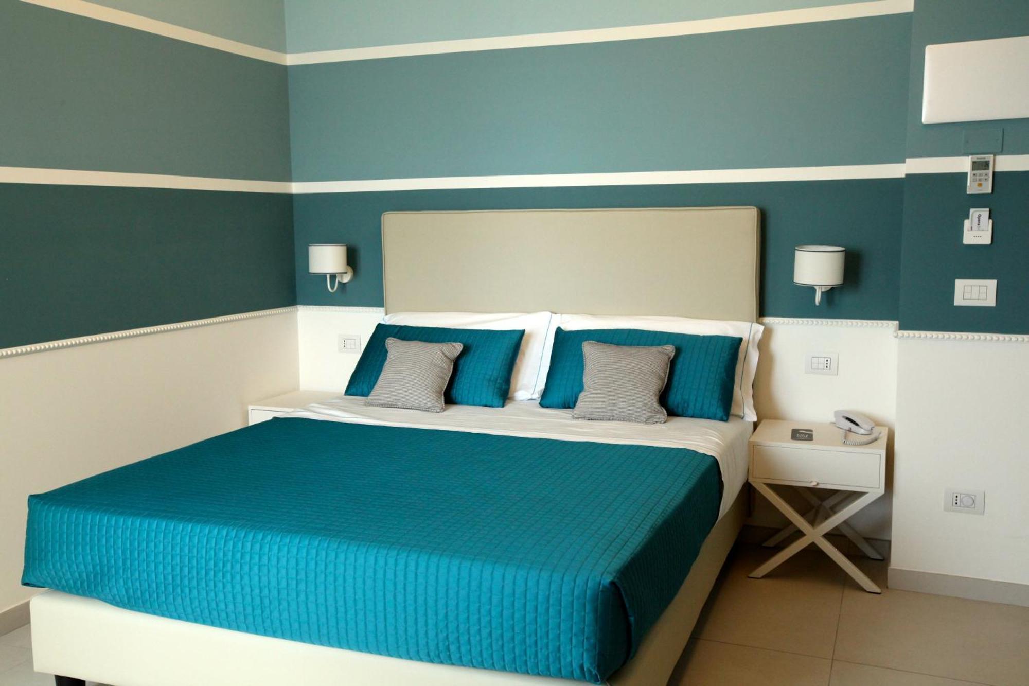 Hotel Ambassador Marotta Kültér fotó