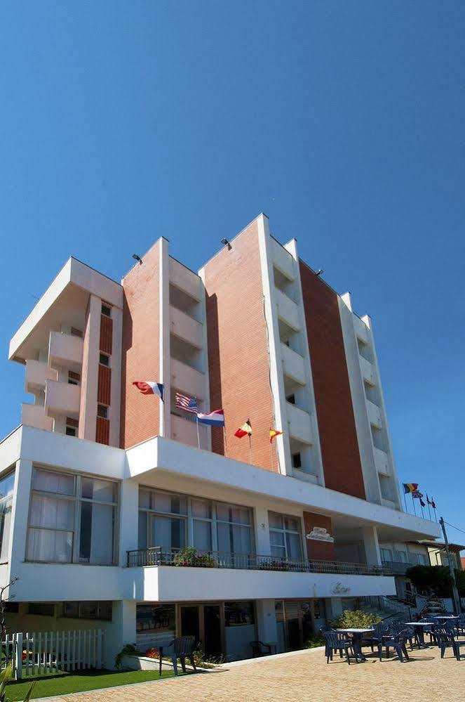 Hotel Ambassador Marotta Kültér fotó