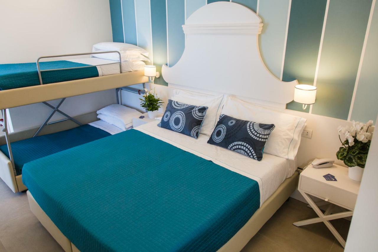 Hotel Ambassador Marotta Kültér fotó